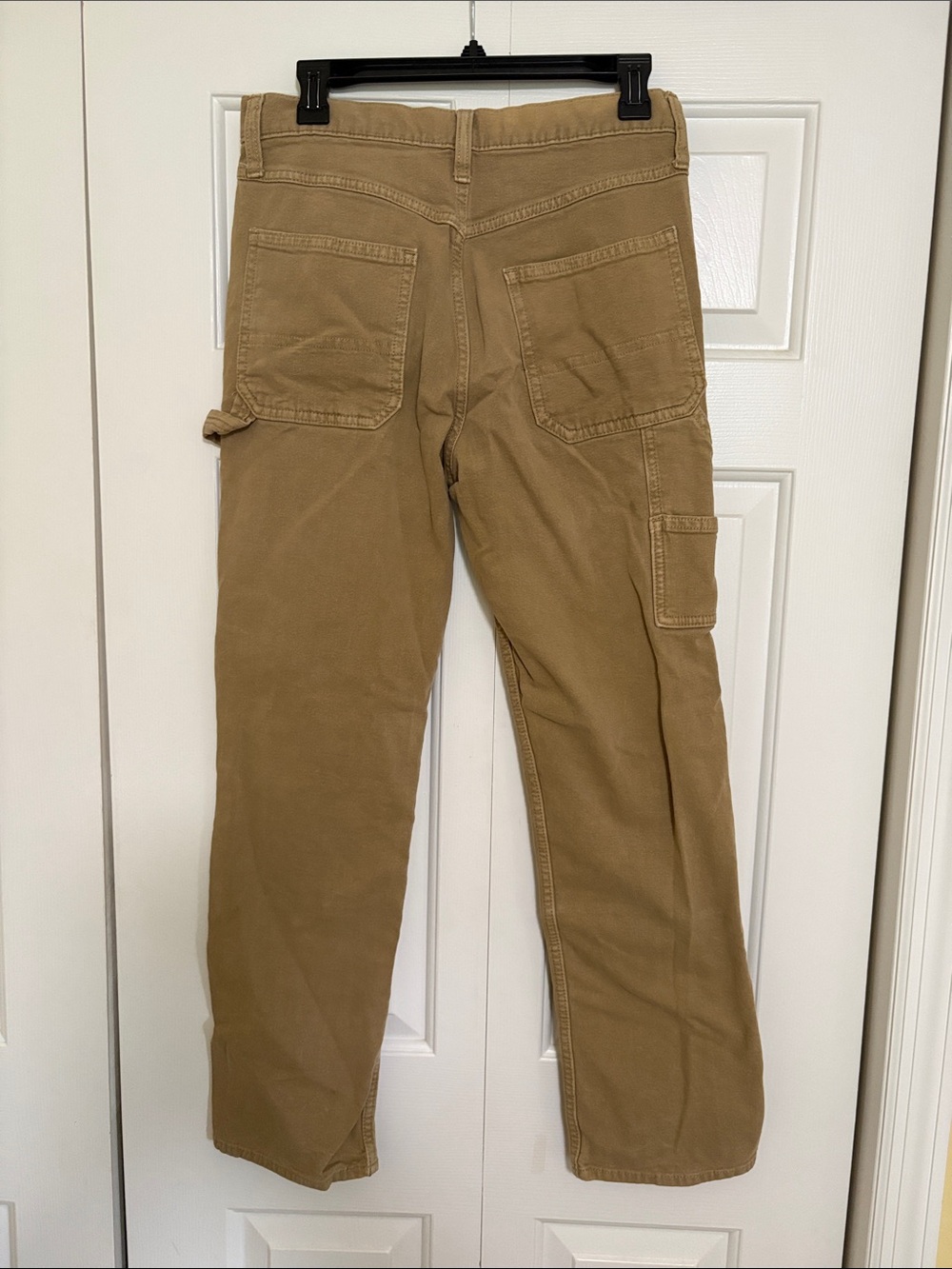 Old Navy Men's Cargo Pants in Tan